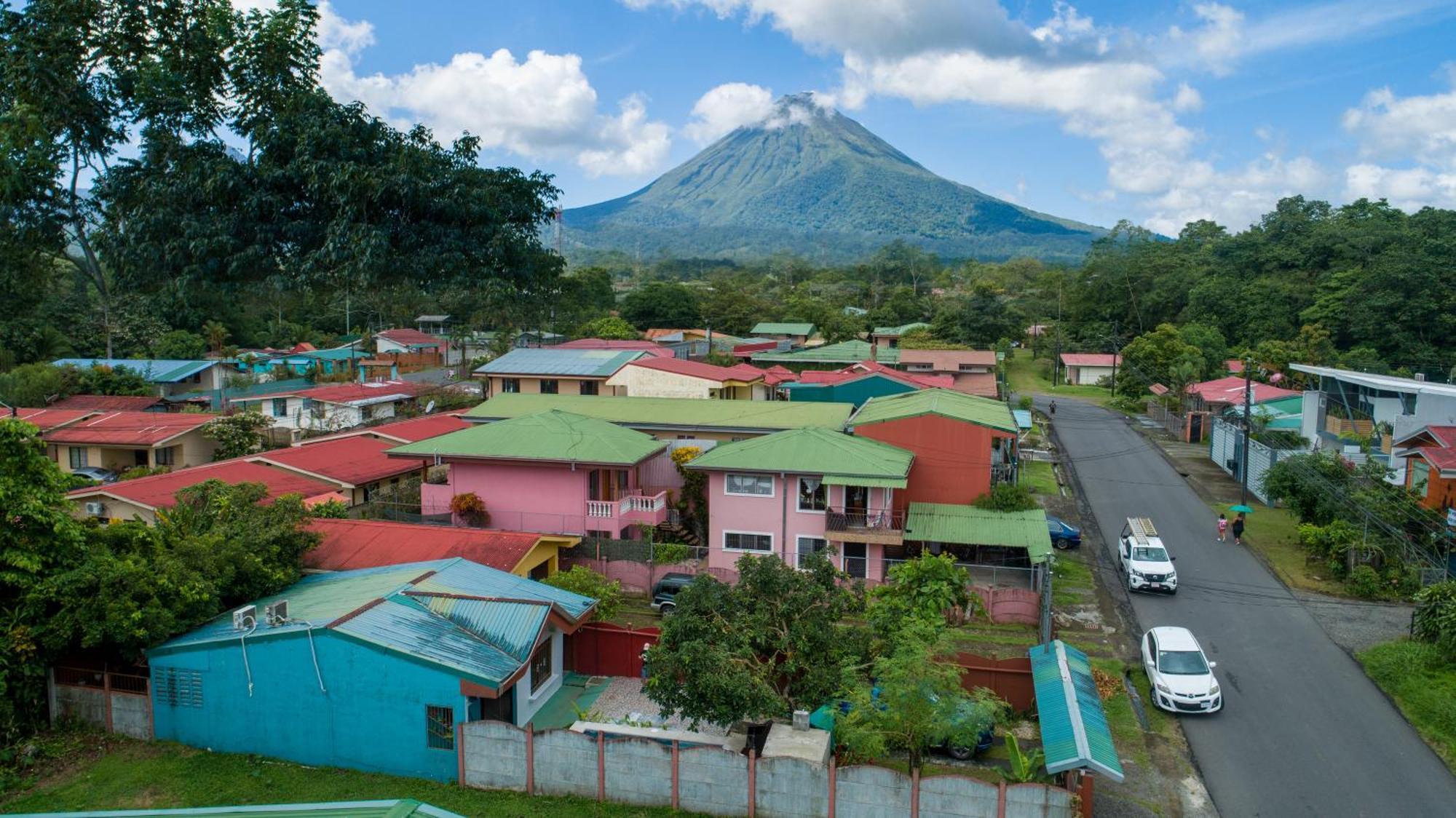 Villa Jade, La Fortuna Downtown Exterior photo